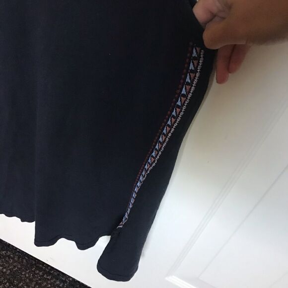 DOLAN BLACK CRISS CROSS BACK TANK - Picture 3 of 4